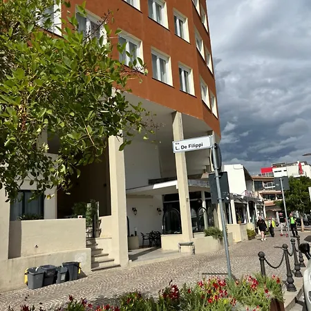 Apartment Accogliente Bilocale Nel Centro Di Olbia *