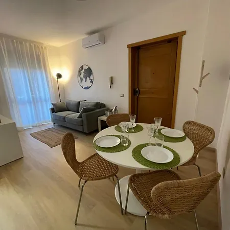 Accogliente Bilocale Nel Centro Di Olbia *