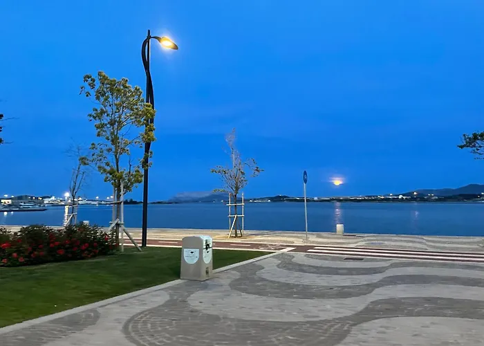 Accogliente Bilocale In Centro A オルビア