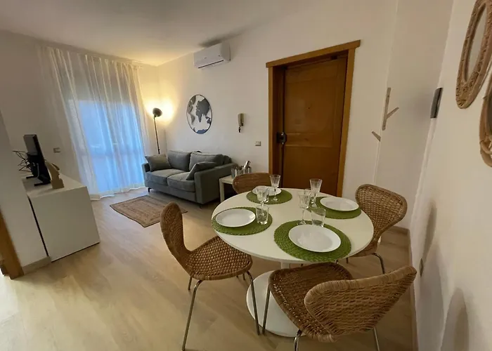 Accogliente Bilocale In Centro A *