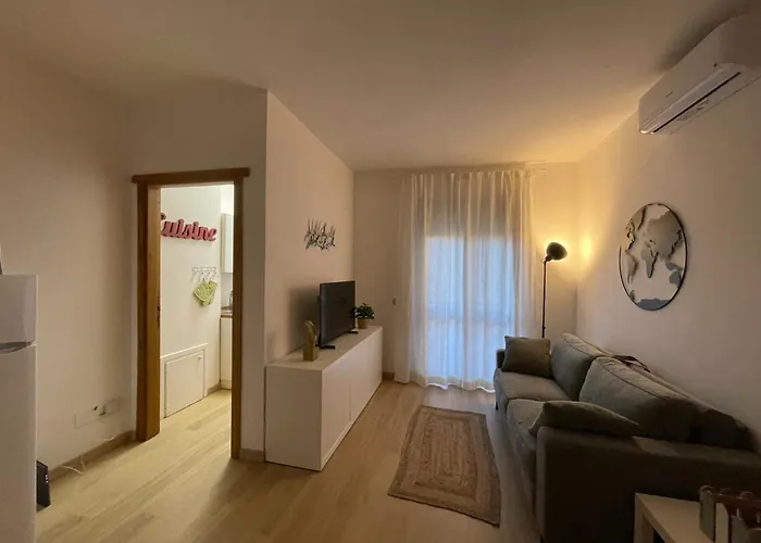 Accogliente Bilocale In Centro A * Olbia